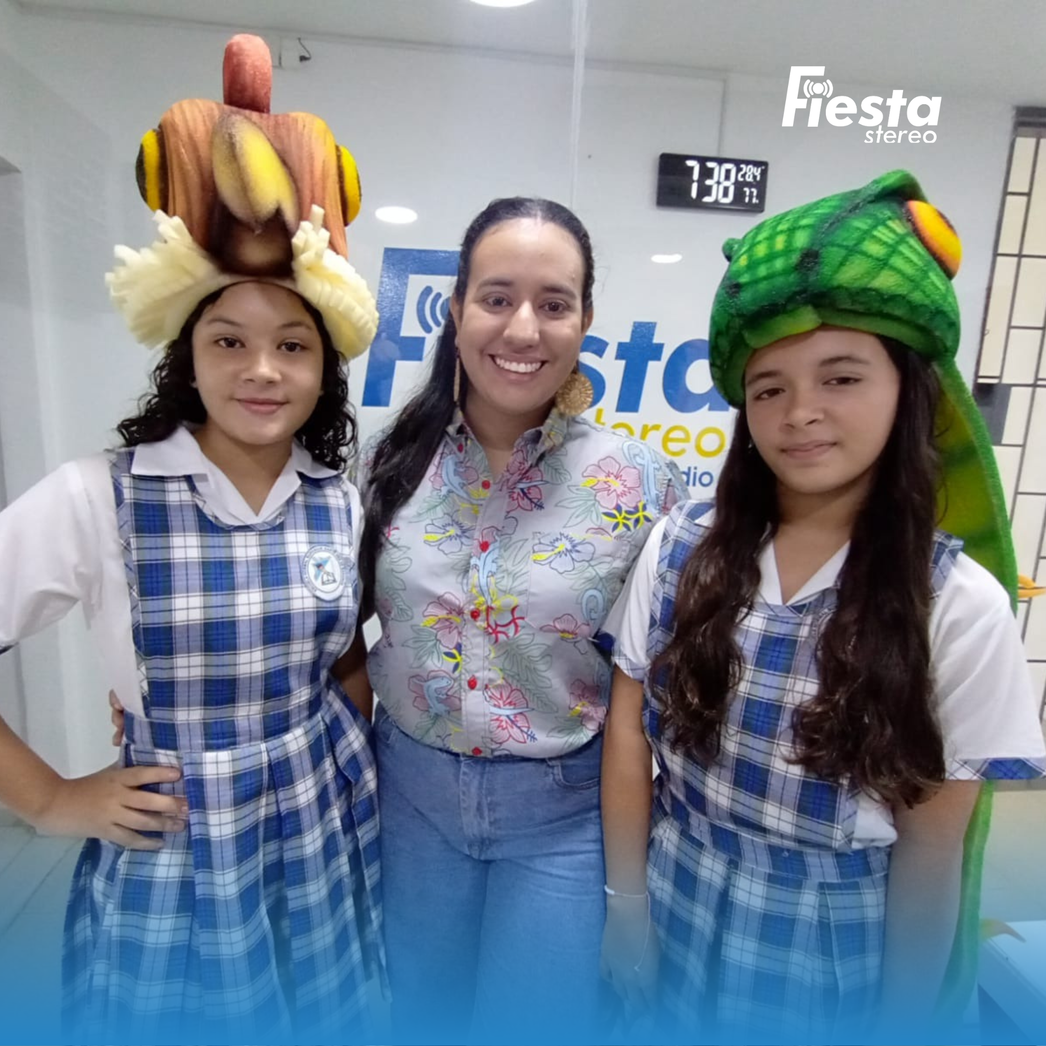 Educacion 📚 | El colectivo de docentes conformado por María Alejandra Franco, Diana Molina, Julio Ortega y estudiantes de diferentes grados de la Escuela Normal Superior Santa Ana de Baranoa, llevaron a cabo el lanzamiento de la secuencia didáctica la narratividad y las TAC.